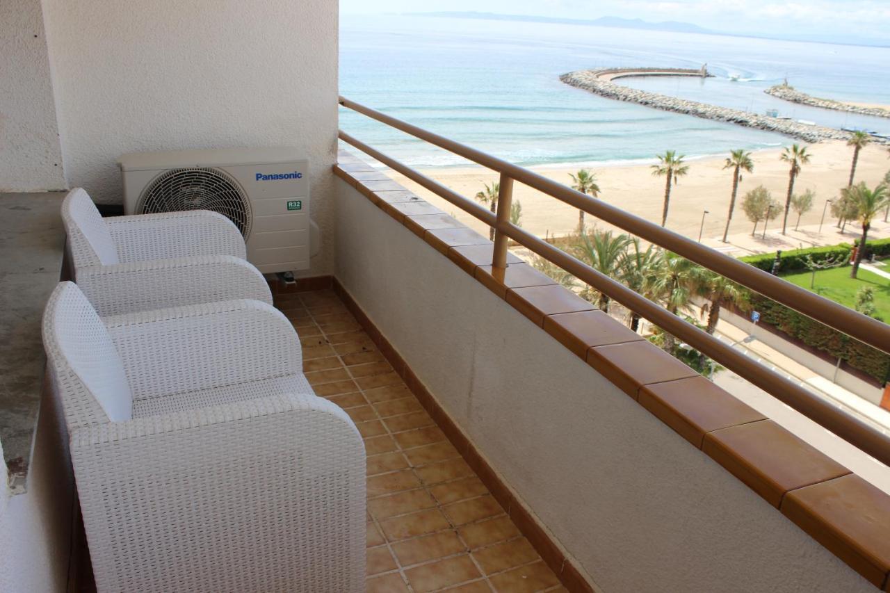 Beautiful Apartment In Front Of Beach, Pool, View روساس المظهر الخارجي الصورة