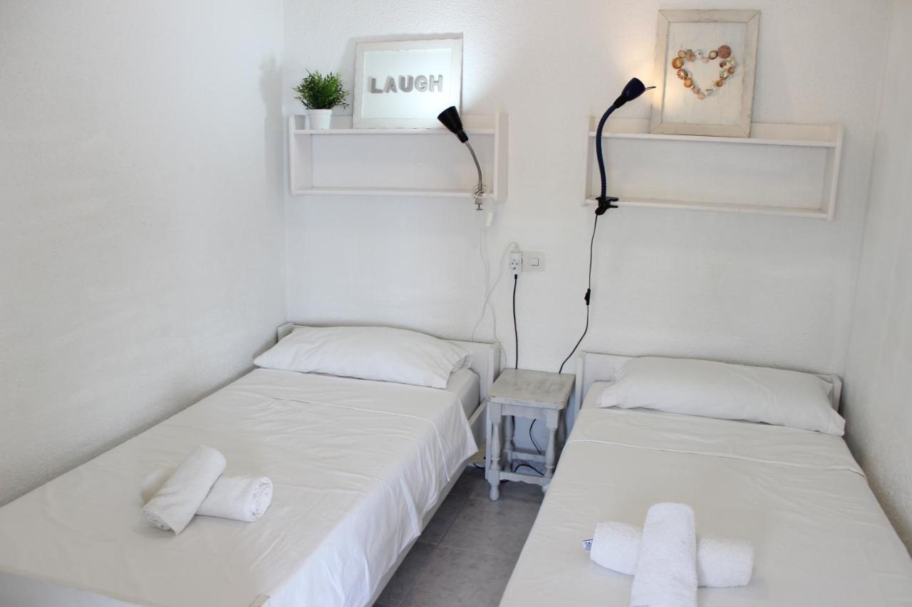 Beautiful Apartment In Front Of Beach, Pool, View روساس المظهر الخارجي الصورة